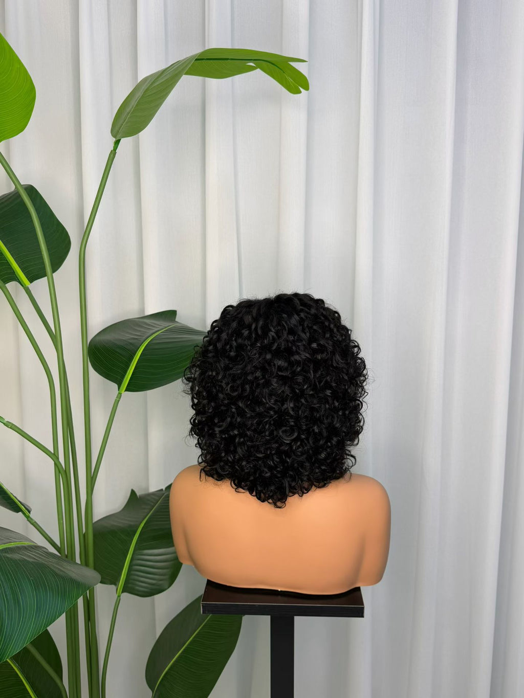 5x5 Lace Closure Short Curly Bob Wig 300g 12 Inch 100% Virgin Human Hair