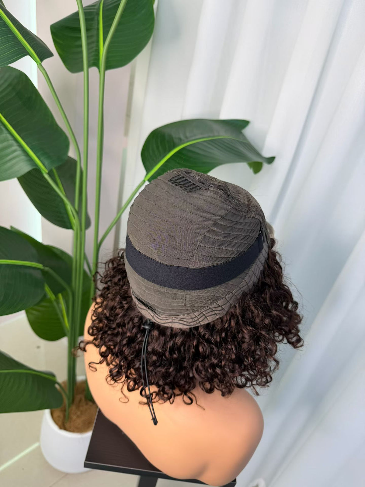 5x5 Lace Closure Short Curly Bob Wig 300g 12 Inch 100% Virgin Human Hair